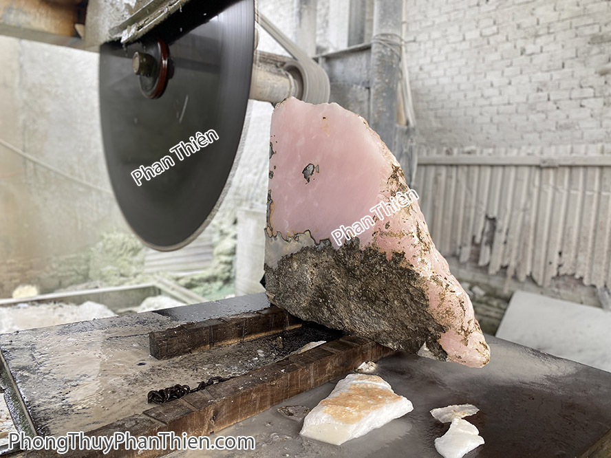 Tỳ Hưu đá ngọc onyx hồng - TH-01